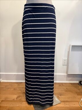 Reitmans Navy & White Striped Jersey Maxi Skirt Medium Like New